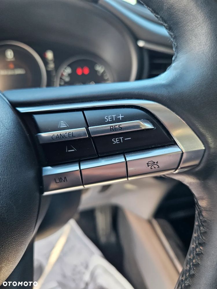 Mazda CX-30 SKYACTIV-X 2.0 M-Hybrid - 17