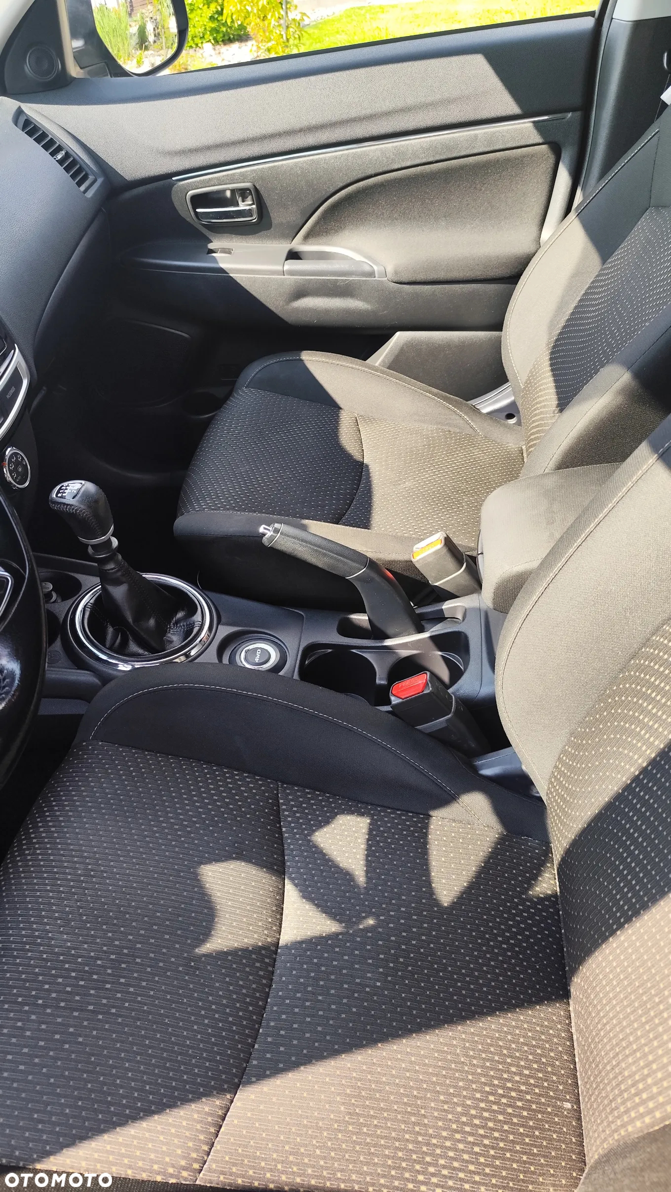 Mitsubishi ASX 1.6 DID Invite 4WD AS&G - 7