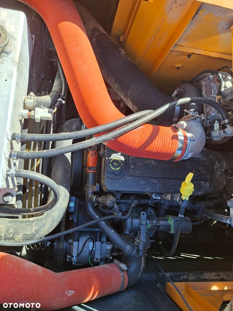 Hyundai HX235 LCR - 18