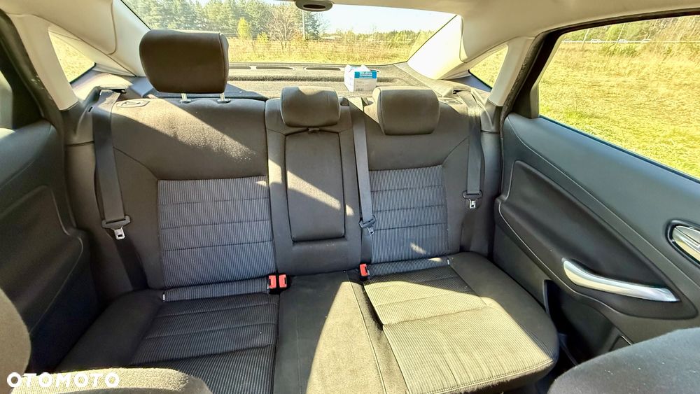 Ford Mondeo 2.0 TDCi Titanium - 14