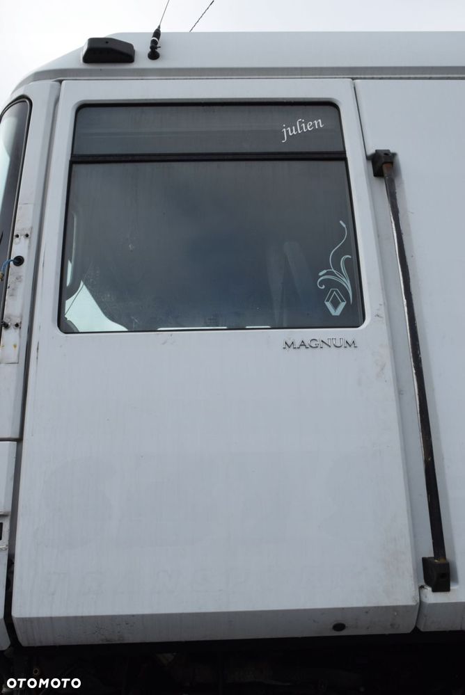 DRZWI LEWE RENAULT MAGNUM 460/500 DXI - 1