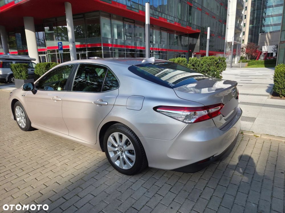 Toyota Camry 2.5 Hybrid Comfort CVT - 5