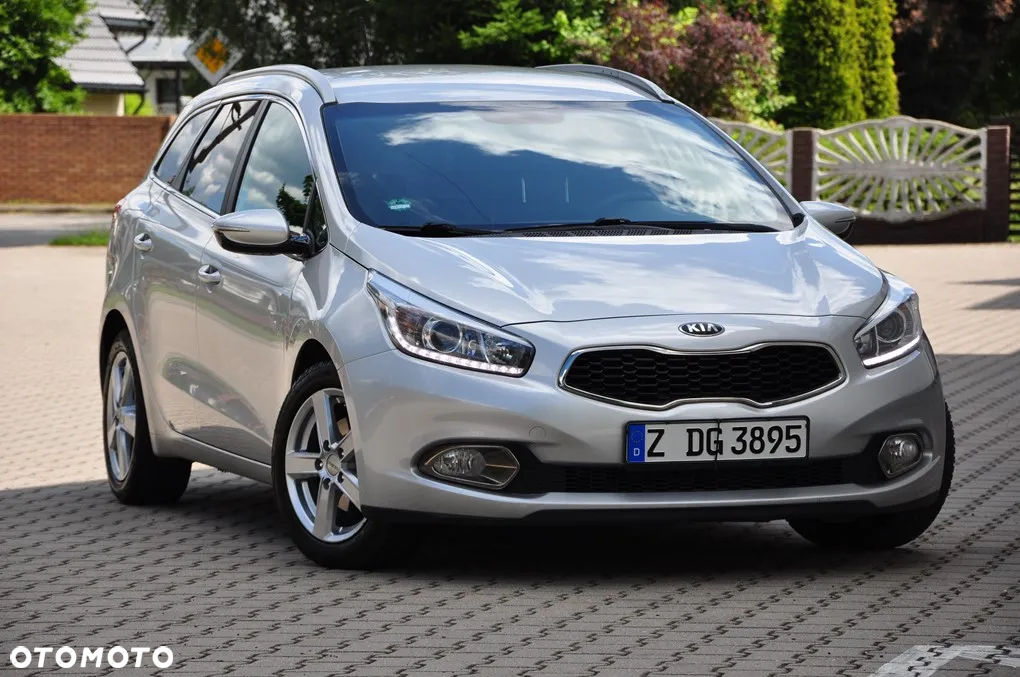 Kia Ceed 1.6 GDI ISG Spirit - 15