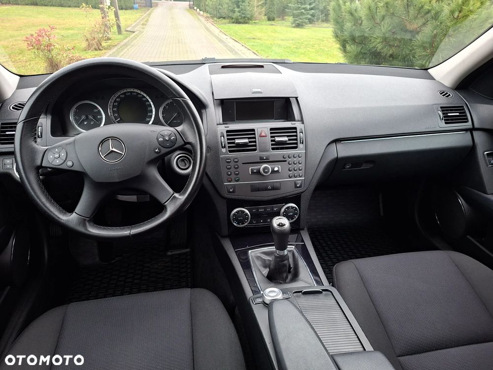 Mercedes-Benz Klasa C 220 CDI DPF BlueEFFICIENCY - 18