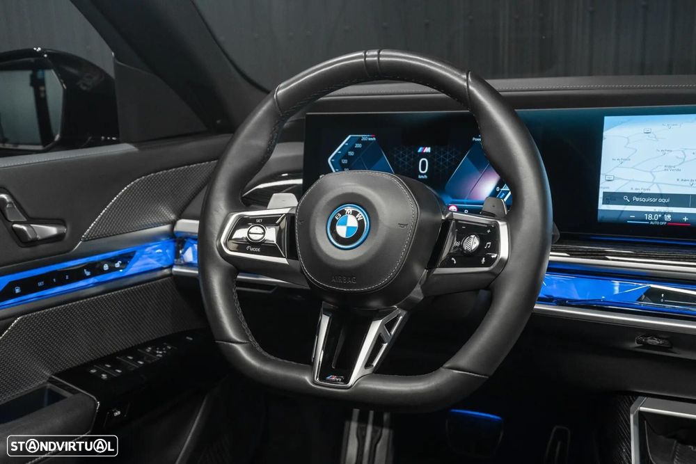 BMW 750 750e xDrive Pack Desportivo M - 10