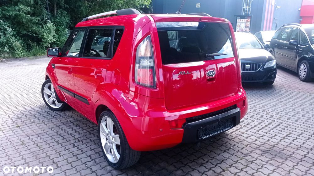 Kia Soul 1.6 L - 19