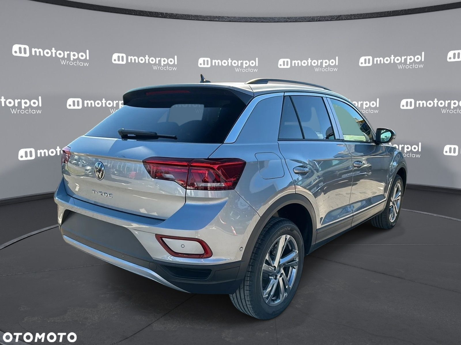 Volkswagen T-Roc - 10