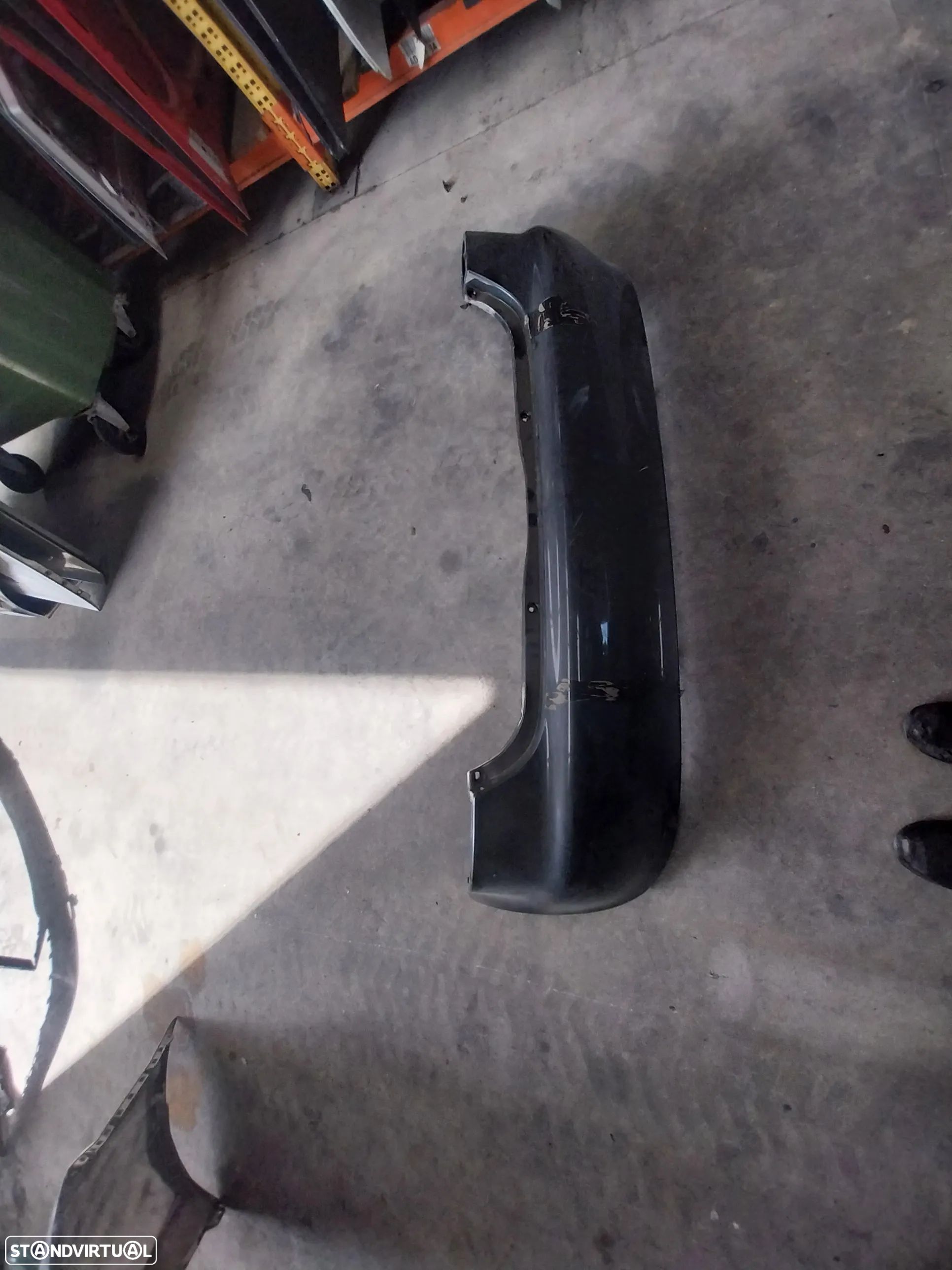 Para-choques tras Mercedes-Benz A170 W168 ano 2000 - 1