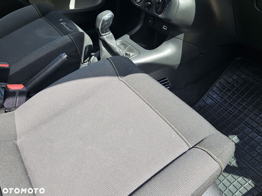 Citroën C3 1.2 PureTech Plus - 19