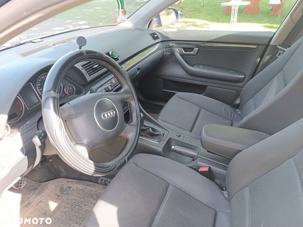 Audi A4 Avant 1.8T - 7