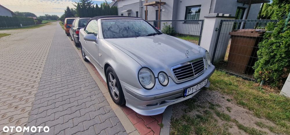 Mercedes-Benz CLK - 3