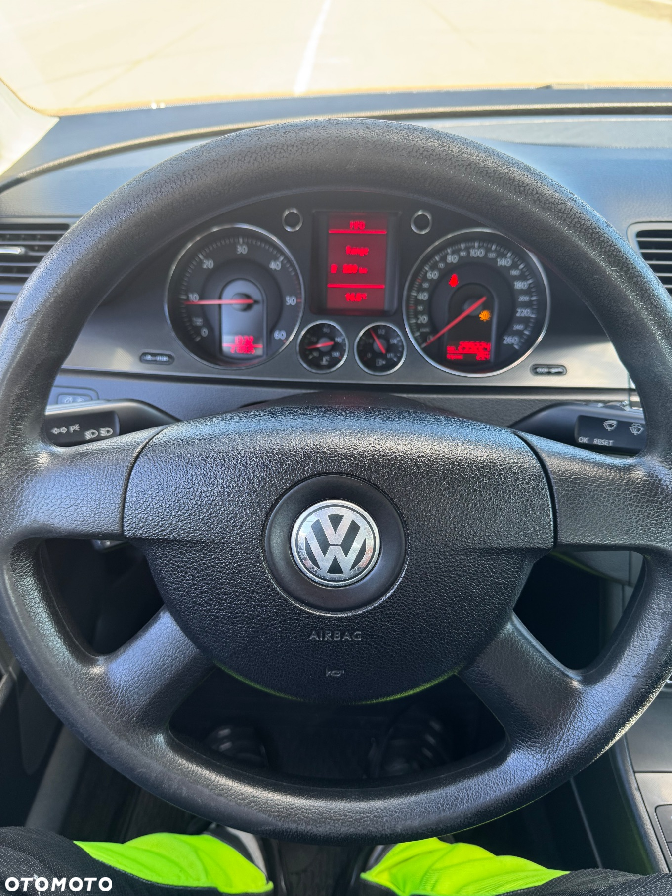 Volkswagen Passat - 27