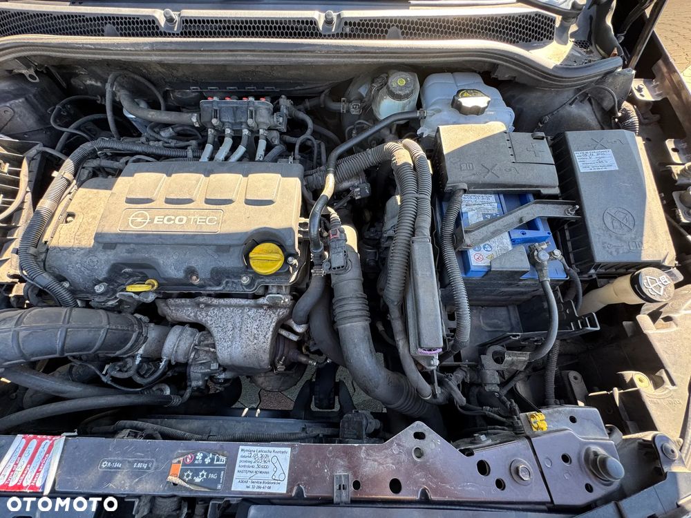 Opel Astra 1.4 T Cosmo EU6 - 14