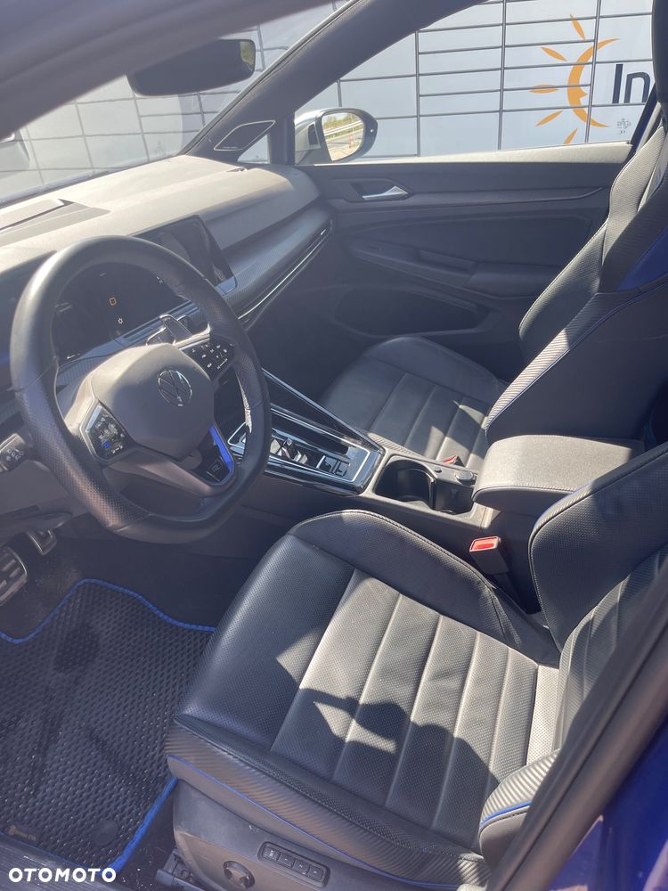 Volkswagen Golf Variant - 10