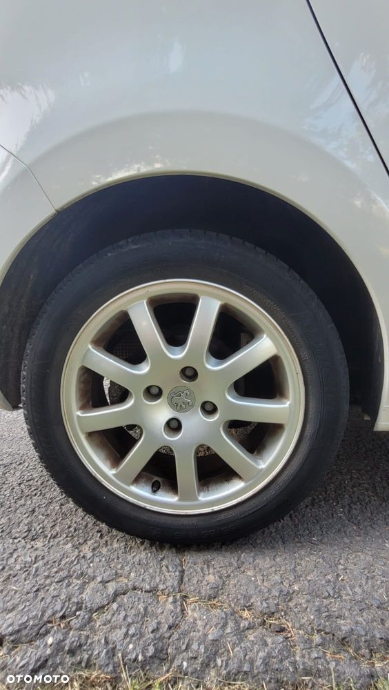 Citroën C3 Picasso 1.2 PureTech Exclusive - 24