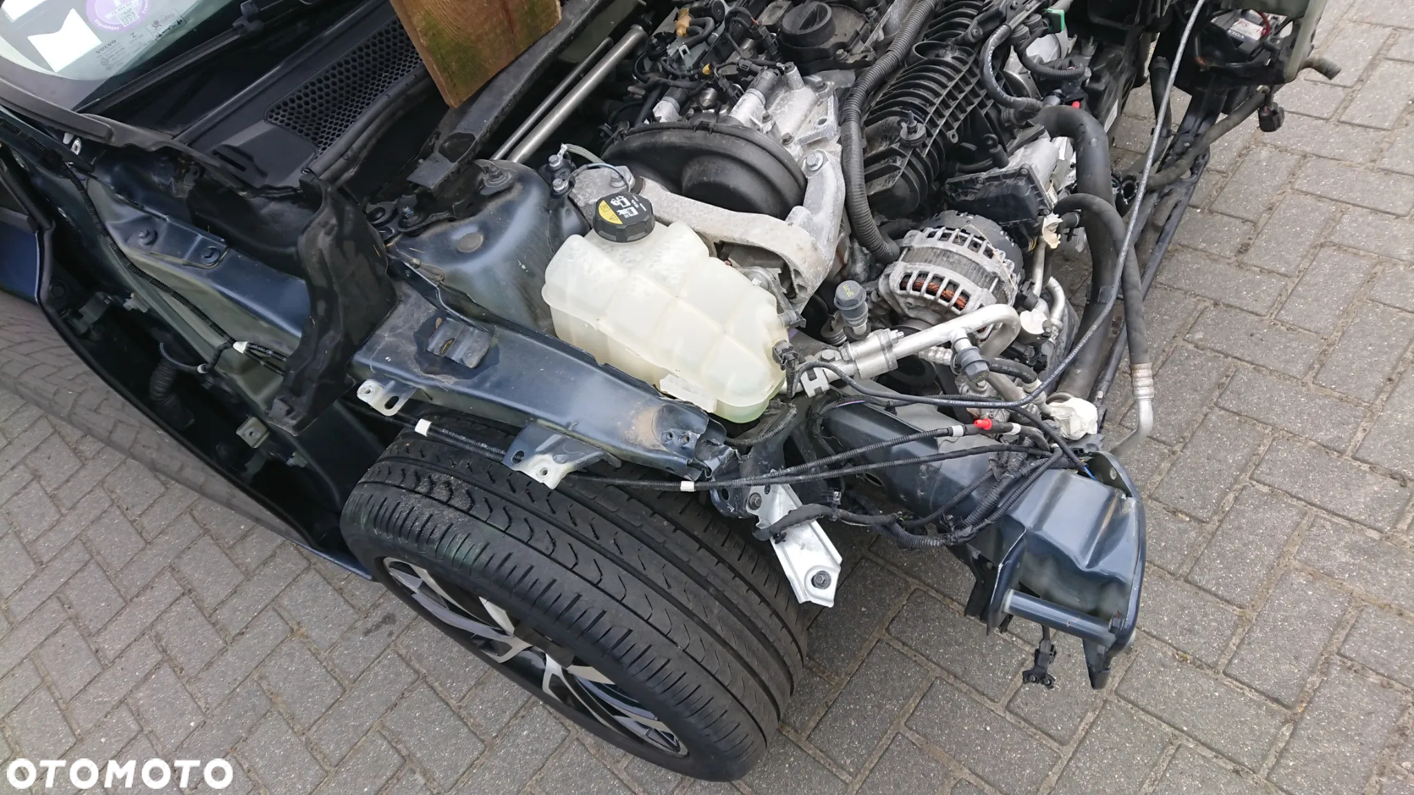 Volvo V40 - 15