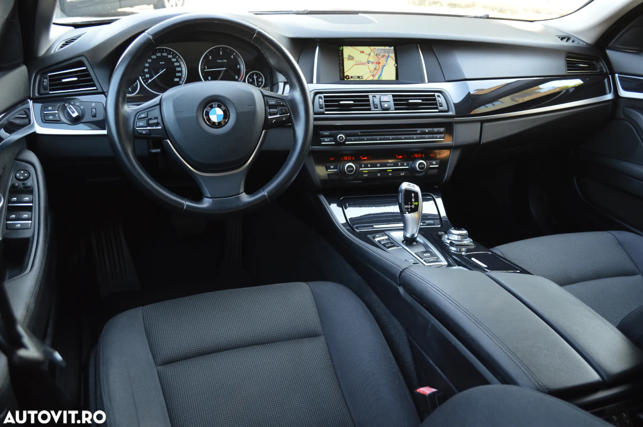 BMW Seria 5 520d Aut. Sport Line - 19