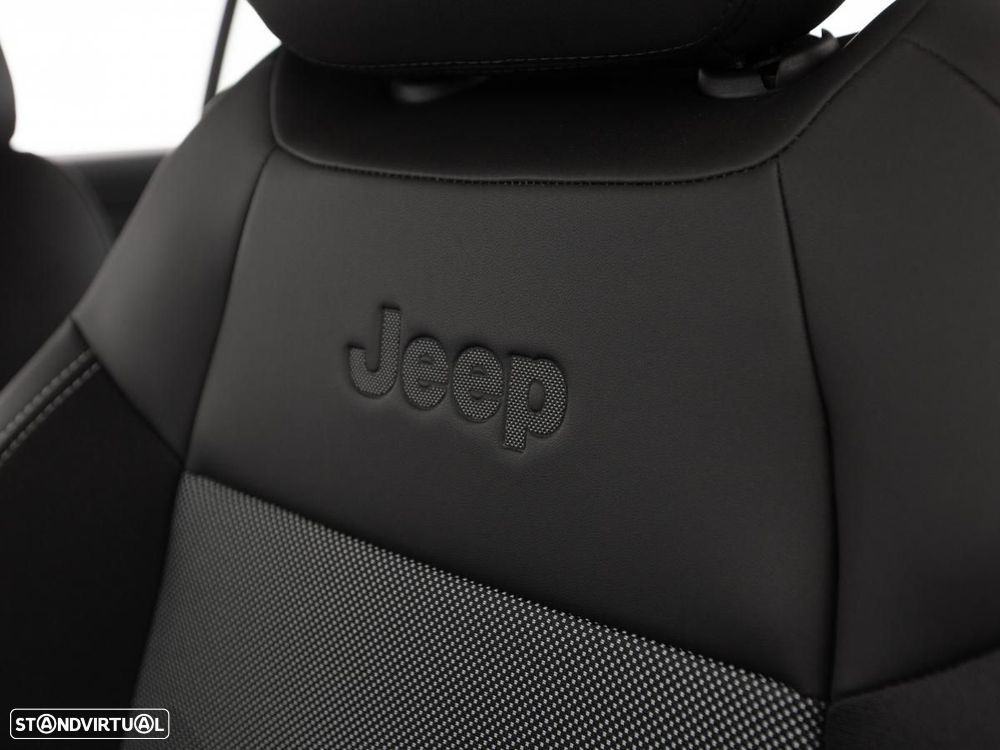 Jeep Avenger 1.2 GSE T3 Altitude - 15