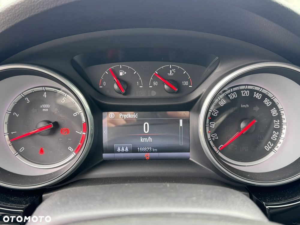 Opel Astra 1.4 T Dynamic - 10