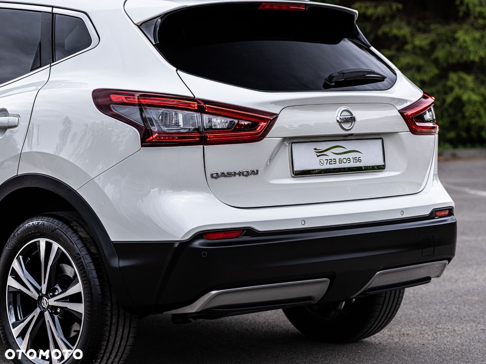 Nissan Qashqai 1.6 DIG-T N-Connecta - 19