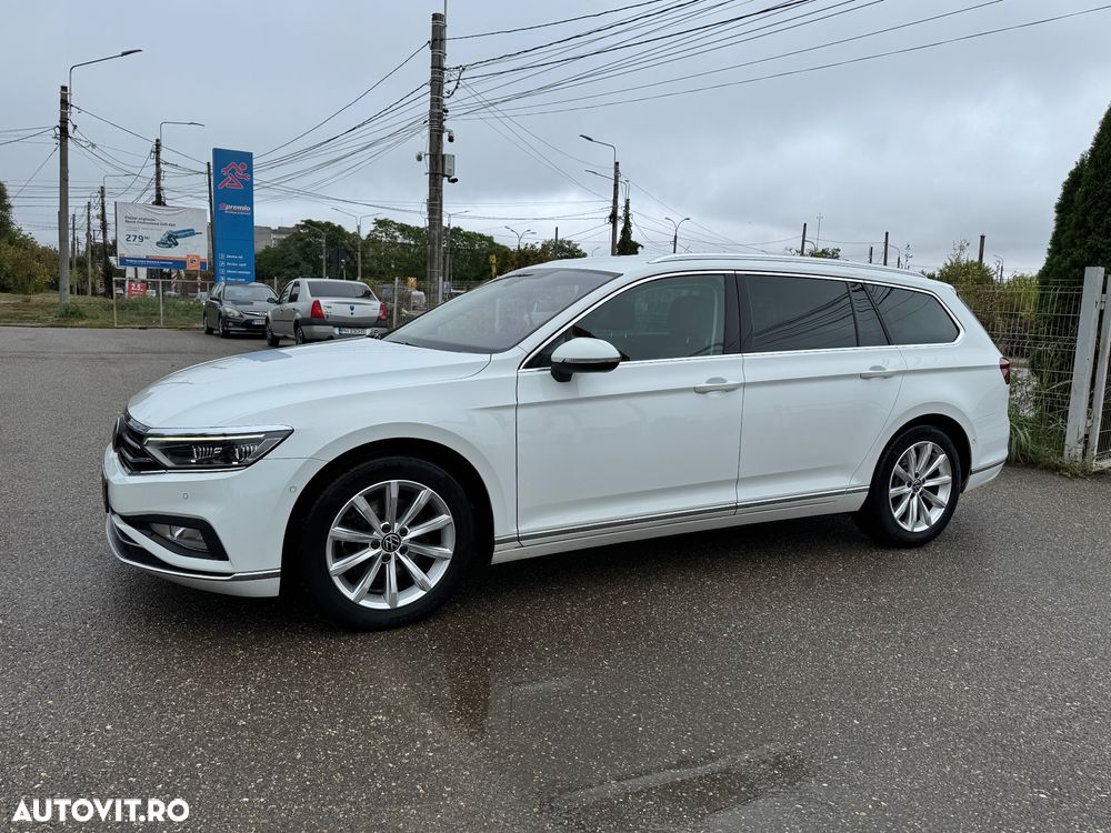 Volkswagen Passat Variant 2.0 TDI SCR DSG Elegance - 11