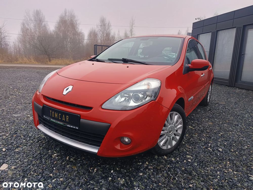 Renault Clio - 1