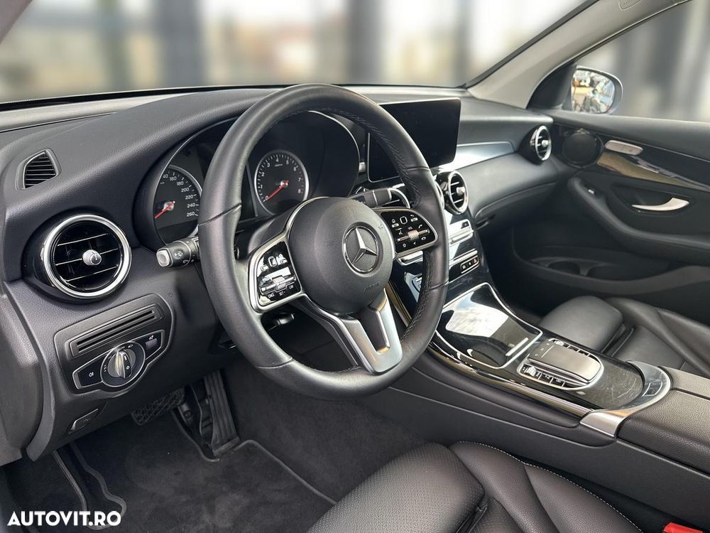 Mercedes-Benz GLC 300 e 4Matic 9G-TRONIC Edition Avantgarde - 10