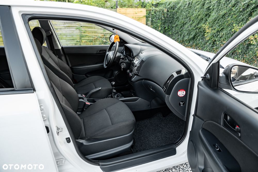 Hyundai i30 1.4 Classic - 26