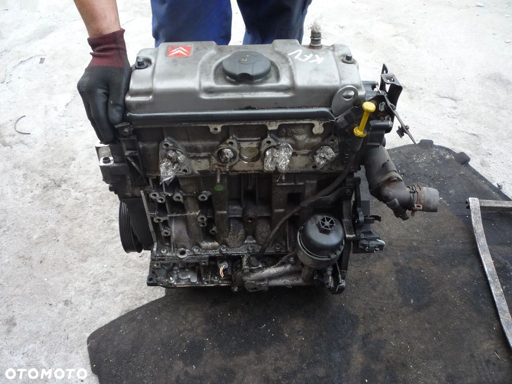 PEUGEOT 206 CITROEN 1.4 8V  SILNIK KFV - 1