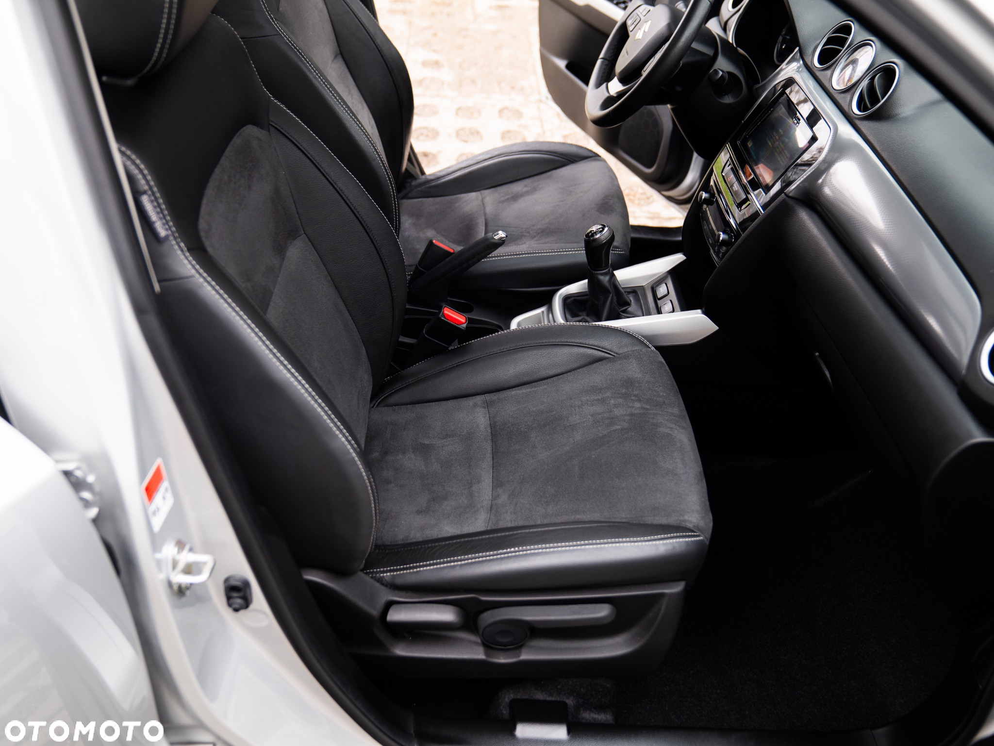 Suzuki Vitara 1.6 Premium 2WD - 17