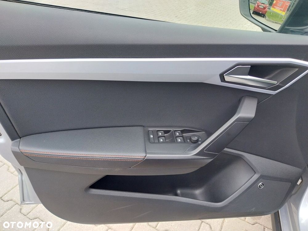 Seat Arona - 12