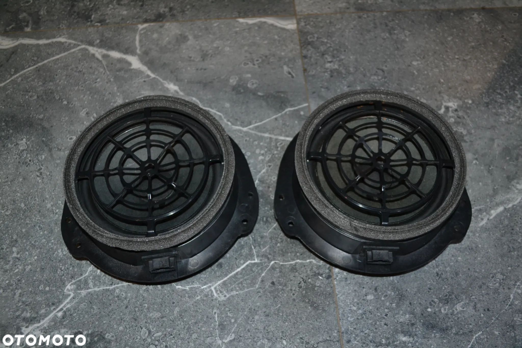 AUDI A4 B9 A5 8W GŁOŚNIK BANG&OLUFSEN TYŁ TYLNY 8W5035411A - 1