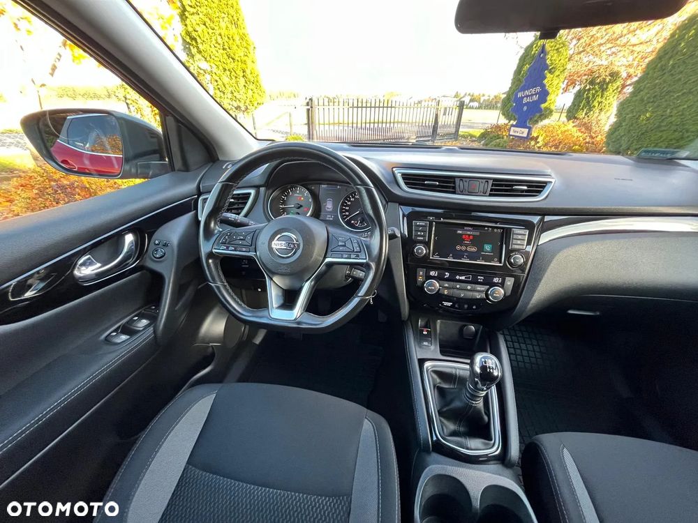 Nissan Qashqai 1.3 DIG-T Acenta EU6d - 28
