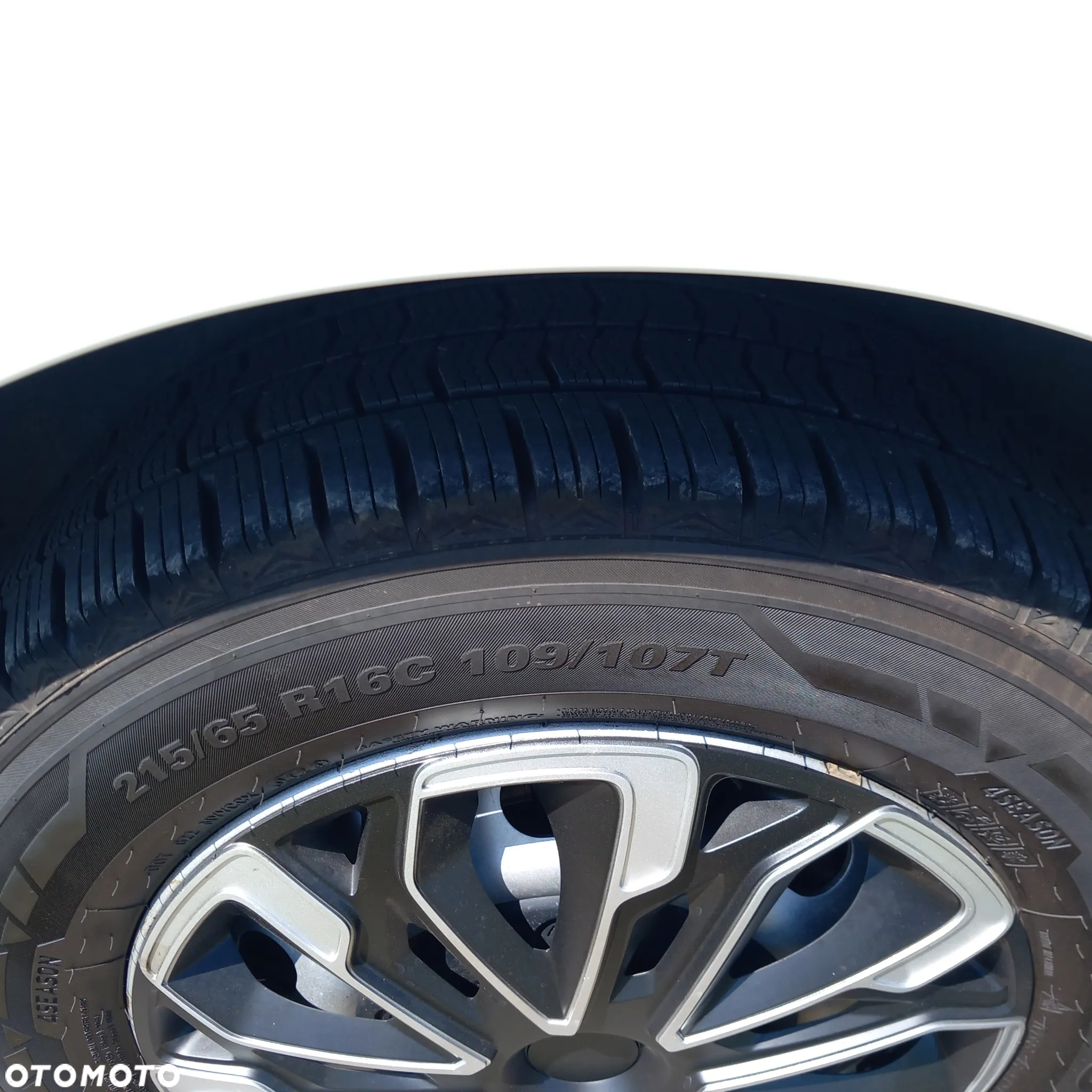 Toyota ProAce Kombi 2.0 D-4D Medium 2,8t - 40