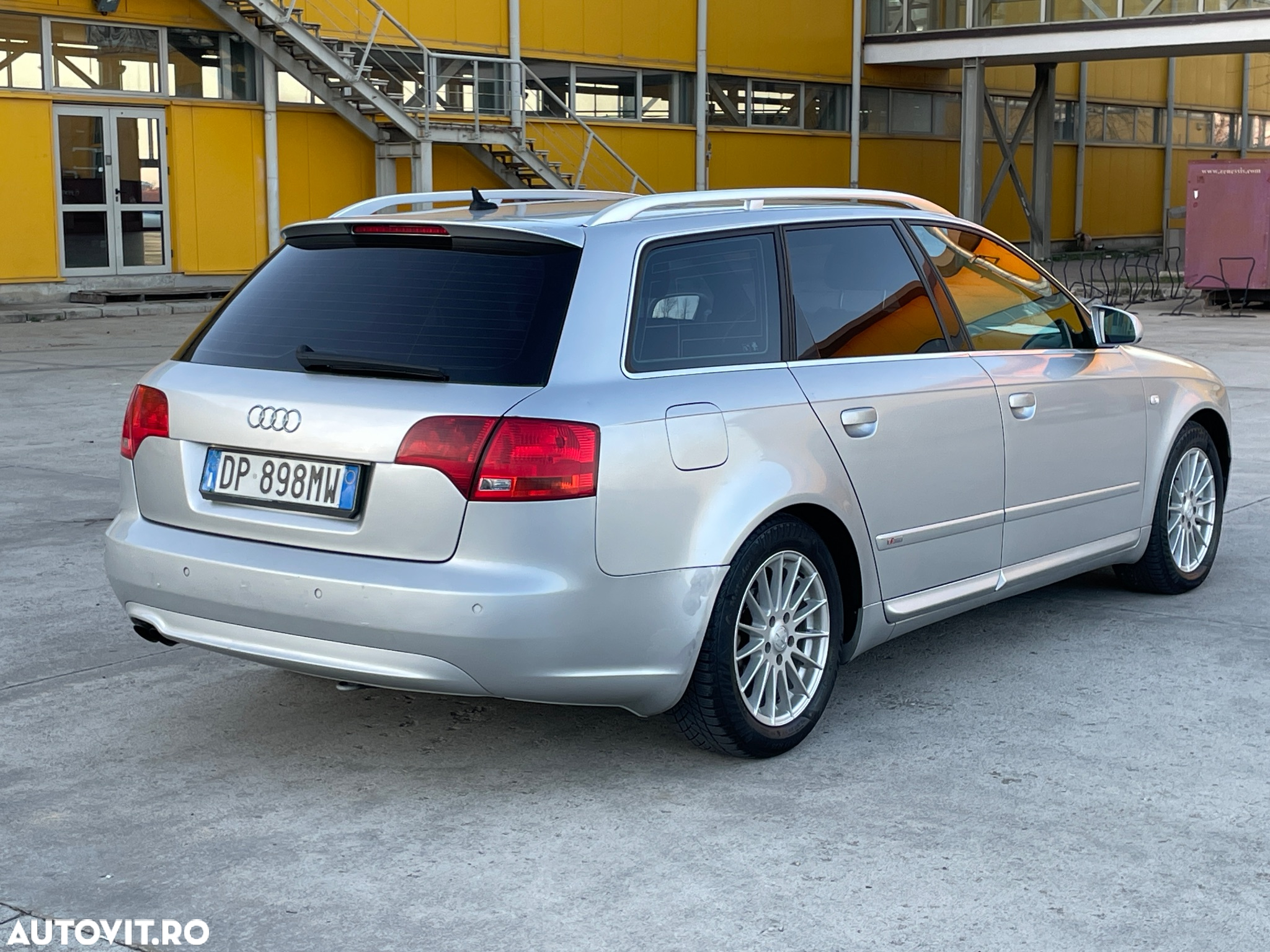 Audi A4 - 4