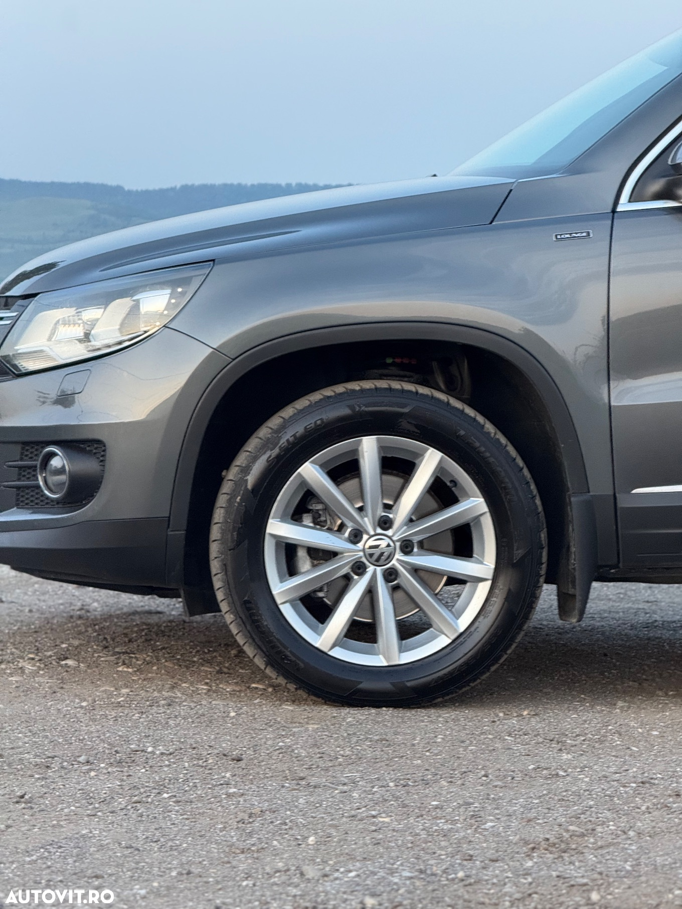 Volkswagen Tiguan 2.0 TDI SCR 4MOTION BlueMotion Technology DSG Lounge Sport & Style - 23