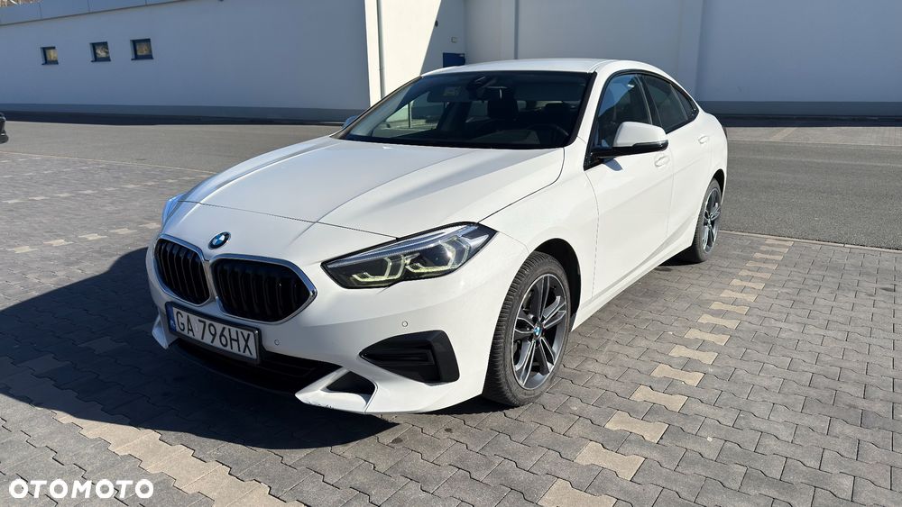 BMW Seria 2 218i - 10