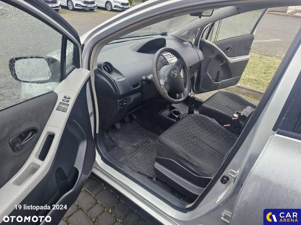 Toyota Yaris 1.4 D-4D Luna A/C - 21