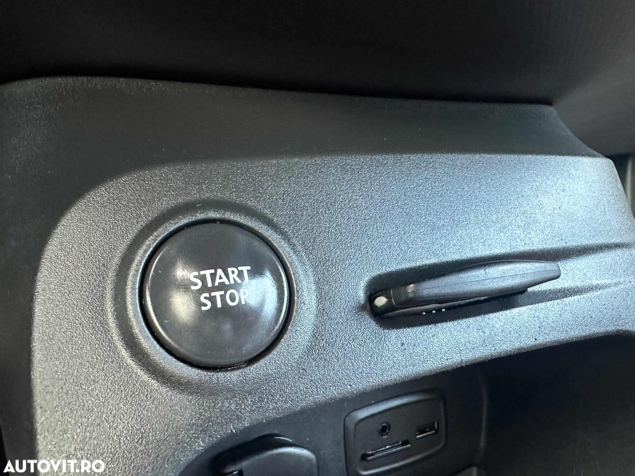 Renault Captur dCi Intens - 11