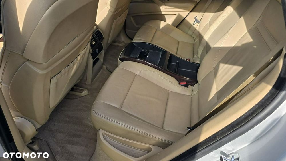 BMW X6 - 14