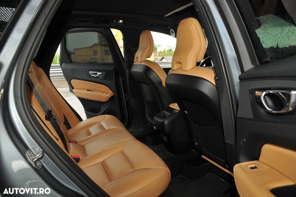 Volvo XC 60 D4 AWD Geartronic Momentum - 7