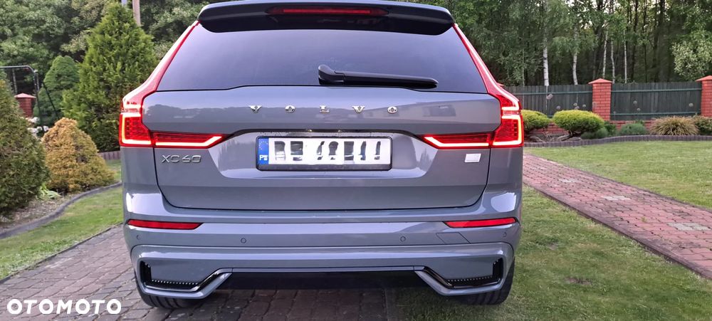 Volvo XC 60 T8 Plug-In Hybrid AWD Plus Black Edition - 6