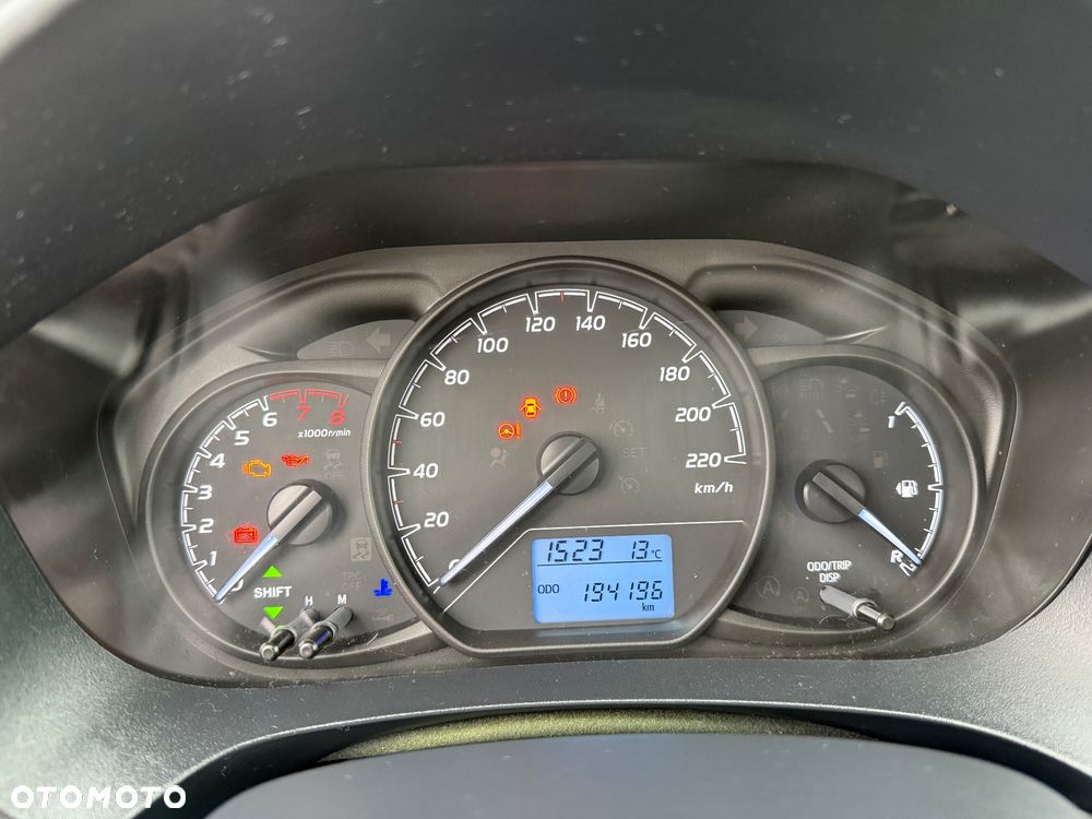 Toyota Yaris 1.0 Active - 11