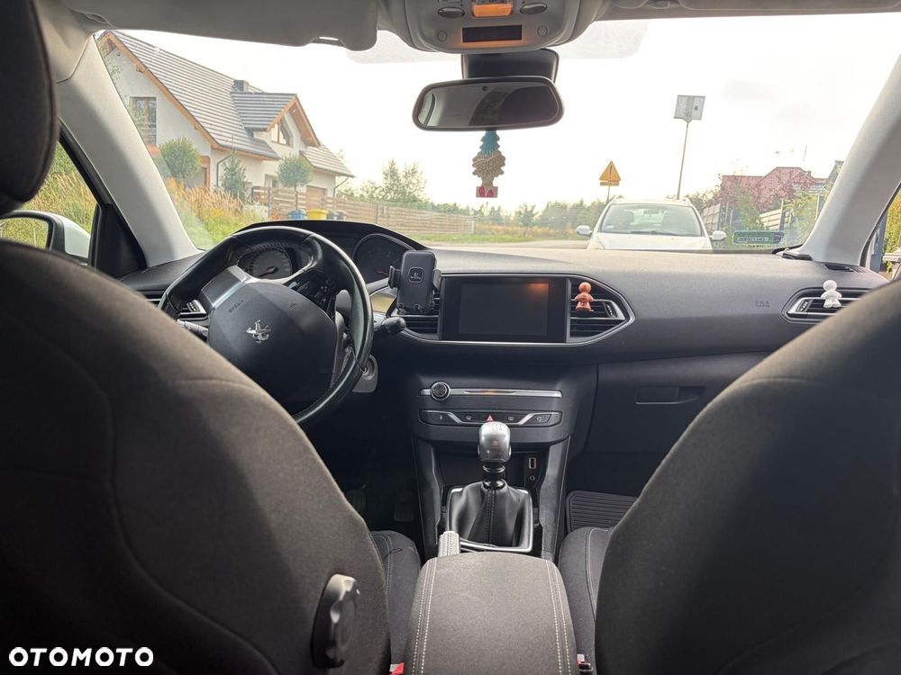 Peugeot 308 - 7