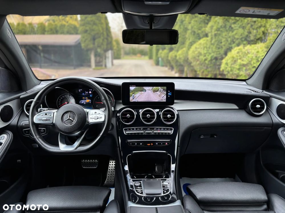 Mercedes-Benz GLC 220 d 4Matic 9G-TRONIC AMG Line - 22
