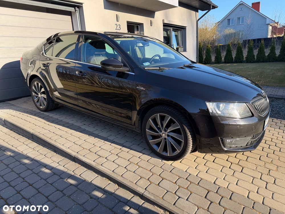 Skoda Octavia - 2