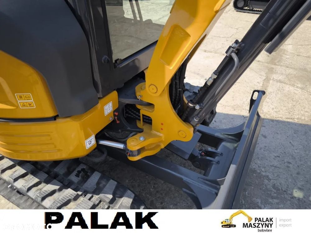 XCMG XE 27 U, Nie JCB 8030 - 15