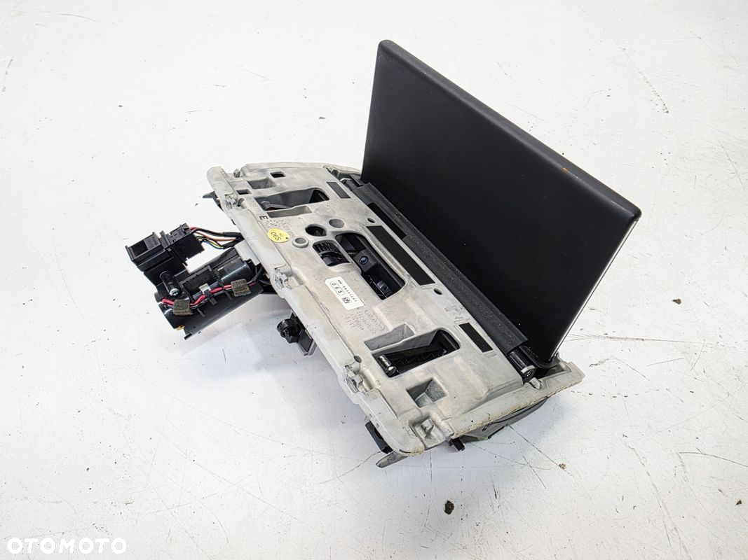 WYŚWIETLACZ MONITOR MMI AUDI A3 8V 8V0857273N - 2