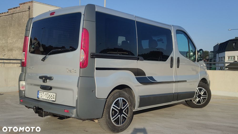 Renault Trafic 2.5 dCi 150 FAP Passenger L1H1 Quickshift Privilège - 39
