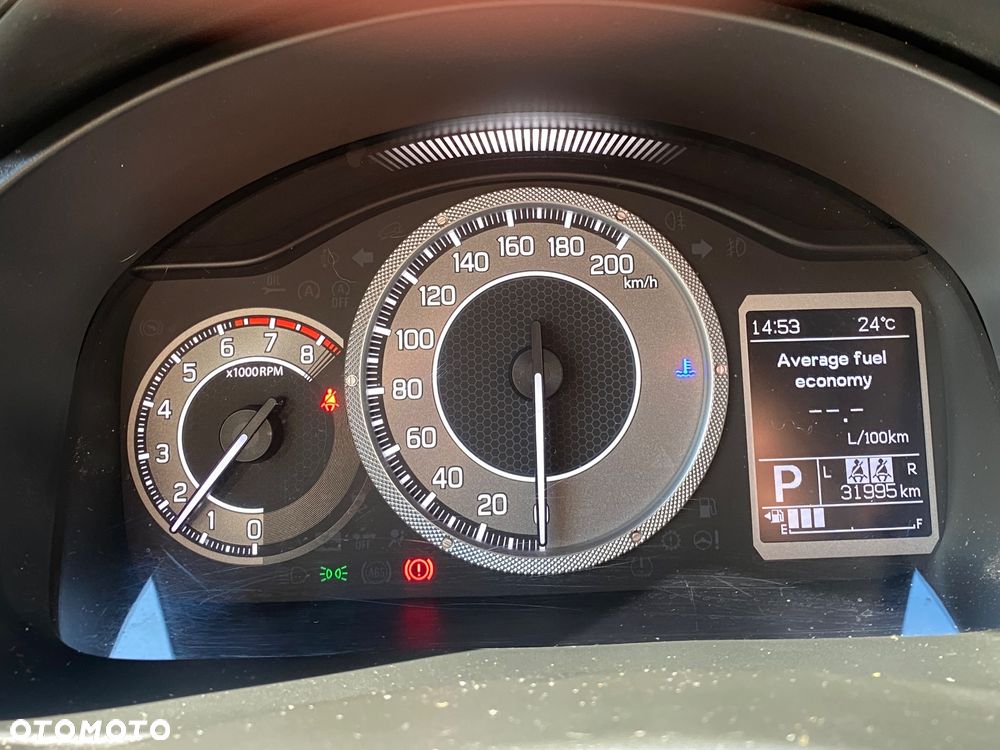 Suzuki Ignis - 10